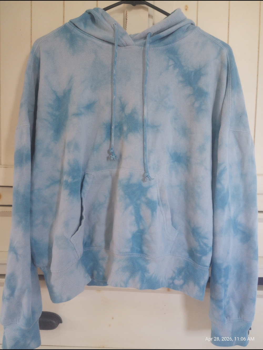 La Hearts Light Blue Tie-Dye Hoodie Sweatshirt